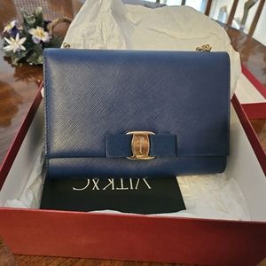 Ferragamo bow mini bag with Chain